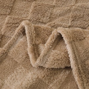 Solid Color Milk Velvet Fleece Blanket Thickened Bed Sheet Bed Cover Sofa Blanket Supplier