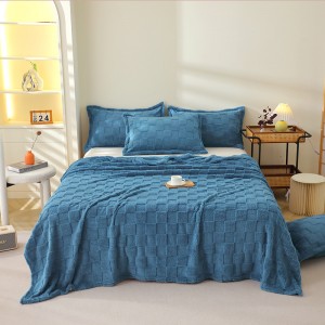 Solid Color Milk Velvet Fleece Blanket Thickened Bed Sheet Bed Cover Sofa Blanket Supplier