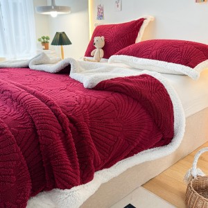 Lightweight High Gram Weight Bed Cover Home Textiles Red Solid Color Blanket