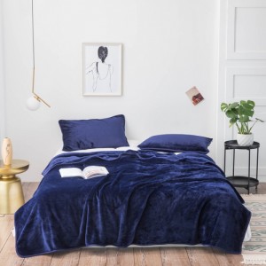 High-quality blue solid color milk fleece coverlets queen size blanket wholesaler