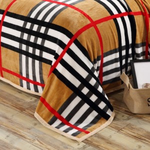 Winter warm velvet coverlets printing polyester bedding king size orange blanket supplier