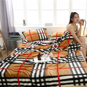 Winter warm velvet coverlets printing polyester bedding king size orange blanket supplier
