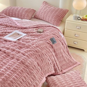 Warm milk fleece bedding customizable double size pink home textile solid color blanket supplier