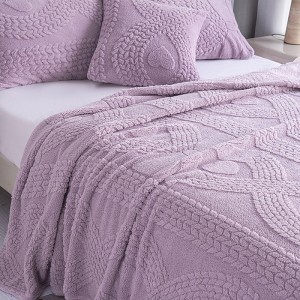 Simple style purple milk velvet solid color home textiles winter warm blankets supplier