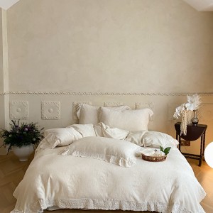 Hot selling linen cotton 4-pieces textile ODM coverlets solid color lace bedsheets white bed linen bedding set wholesaler