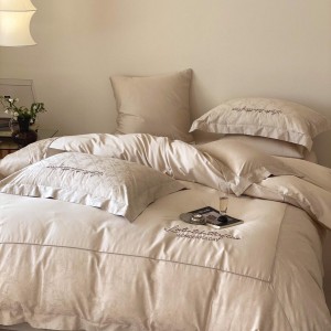 Advanced design full size embroidery adult patchwork pillowcases luxury 100% cotton sateen comforter cover bedding set supplier