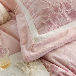 Winter pink comforter sets premium carving craft bedsheets 2 soft pillow shams bedding set manufacture