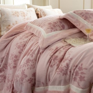 Winter pink comforter sets premium carving craft bedsheets 2 soft pillow shams bedding set manufacture