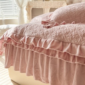 High quality pink milk velvet home textiles ruffles bed skirt 4pcs bedding set supplier