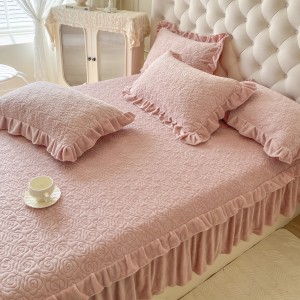 High quality pink milk velvet home textiles ruffles bed skirt 4pcs bedding set supplier