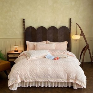 Milk fleece 4-pieces home textile carving craft duvet cover ruffles pillow shams solid color pink flat sheets queen size bedding set