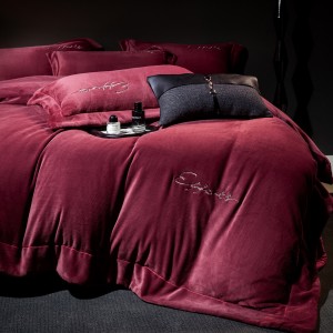 Hot selling winter purple milk fleece bed linen 1.8m coverlets with 2 solid color pillow shams fluffy duvet cover queen size bedding set supplier