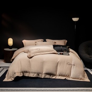 Hot selling winter purple milk fleece bed linen 1.8m coverlets with 2 solid color pillow shams fluffy duvet cover queen size bedding set supplier