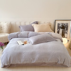 Exquisite pillowcase soft 200*230cm velvet quilt cover queen size hotel home textile bedding set manufacturer