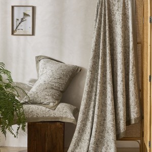 Wholesale high-end pillowcases green jacquard comforter set soft bed linen fitted sheets 2m/2.2m bedding set for adults