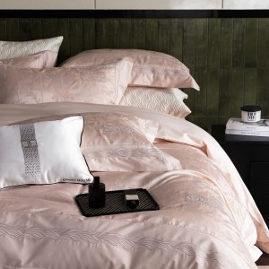 Wholesale high-end pillowcases pink jacquard comforter set soft bed linen fitted sheets 2m/2.2m bedding set for adults