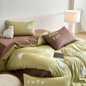 100s long-staple cotton refined cute cartoon embroidered towel four-piece bedding set