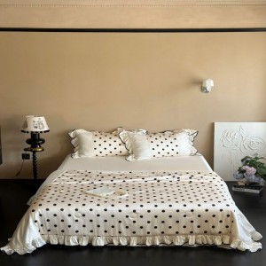 60S Lyocell Digital Printing Duvet Soft Silky Summer Quilt Air-condition Light Luxury Lace Champagne Bedding Set