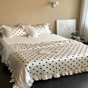 60S Lyocell Digital Printing Duvet Soft Silky Summer Quilt Air-condition Light Luxury Lace Champagne Bedding Set