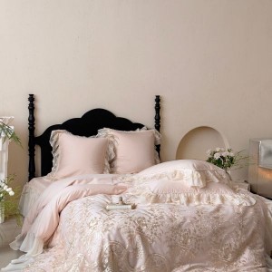 140S Long Staple Cotton Pink Embroidery Quilt Cover 4PCS Bedding Set