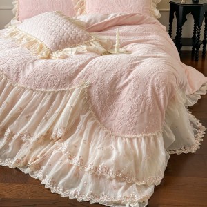Pink Milk Velvet Bedcover Bed Sheets Pillowcases Lace Embroidery Bedspread Bedding Set