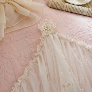 Pink Milk Velvet Bedcover Bed Sheets Pillowcases Lace Embroidery Bedspread Bedding Set