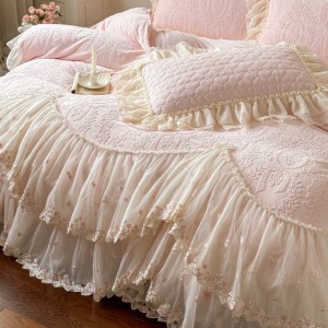 Pink Milk Velvet Bedcover Bed Sheets Pillowcases Lace Embroidery Bedspread Bedding Set