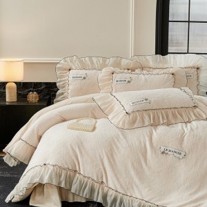 Milk Velvet Bed Cover Bed Sheets Double Pillowcases Lace Edge 4PCS White Bedspread Bedding Set