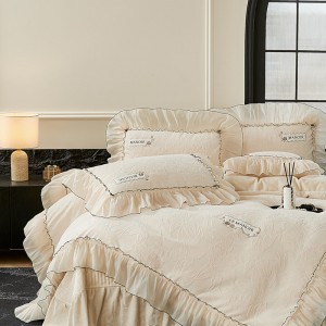 Milk Velvet Bed Cover Bed Sheets Double Pillowcases Lace Edge 4PCS White Bedspread Bedding Set