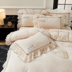 Milk Velvet Bed Cover Bed Sheets Double Pillowcases Lace Edge 4PCS White Bedspread Bedding Set