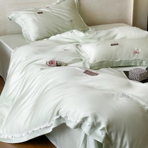 Elegant design full size embroidery adult pillowcases luxury green 100% cotton sateen comforter cover bedding set supplier