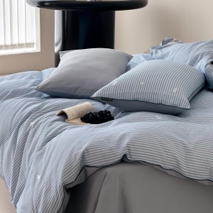 Wholesale high-quality blue cotton duvet cover printing bed sheet 4piece home textile bedding set supplier