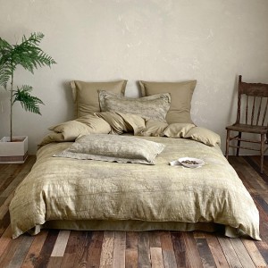 Hot selling sateen cotton 4-pieces home textile ODM coverlets green printing bedsheets simple style bed linen bedding set wholesaler