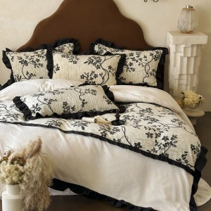 Floral yarn-dyed jacquard duvet cover black white cotton bedding set