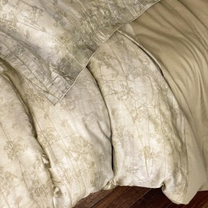 Hot selling sateen cotton 4-pieces home textile ODM coverlets green printing bedsheets simple style bed linen bedding set wholesaler