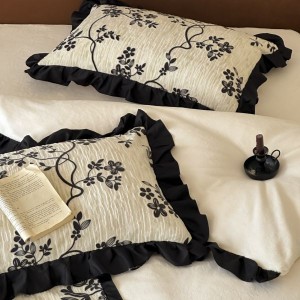 Floral yarn-dyed jacquard duvet cover black white cotton bedding set