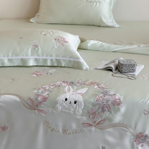 Cute high-end green embroidery 4-pieces lyocell comforter cover 2m/2.2m bed flat sheets soft pillowcase cotton kids’ bedding set manufacture