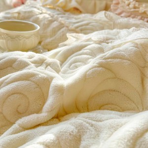 Light luxury milk velvet bed linen exquisite king size house lace comforter cover bedroom yellow bedding set wholesaler