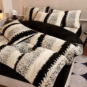 Black White Tafu Velvet Printing 4PCS Bedding Set For Winter