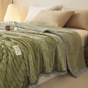 Winter warm velvet comforter polyester coverlets king size solid color fleece blanket