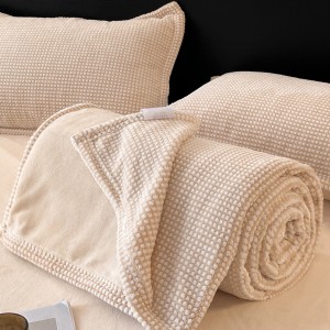 1.8/2m solid color plain color home hotel textiles high quality bedroom bedding set queen king size single blanket manufacture