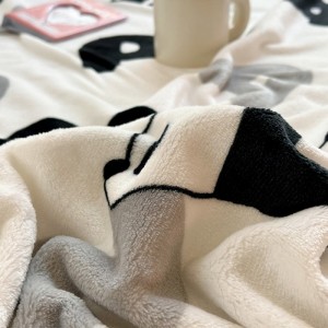 ODM/OEM 1 pieces home hotel textiles milk velvet sheet set winter warm twin full size textiles blanket wholesaler