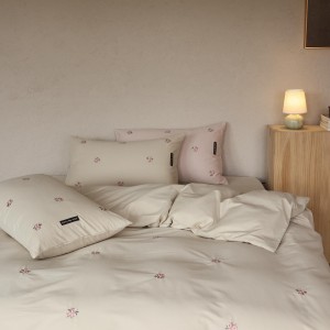 Wholesale high-end pillowcases beige sanding comforter set soft bed linen fitted sheets 2m/2.2m bedding set for adults
