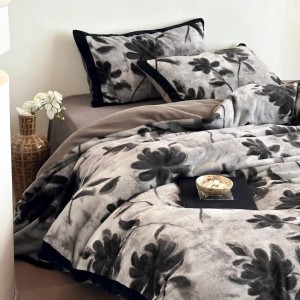 Winter warm printing quilt cover black milk fleece adult comforter cover black bedsheets home textile bedding set supplier
