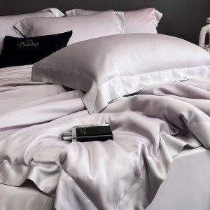 Wholesale purple mulberry silk summer cool bedroom bedding hot selling solid color home hotel textile quilts for children