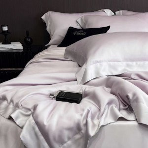 Wholesale purple mulberry silk summer cool bedroom bedding hot selling solid color home hotel textile quilts for children