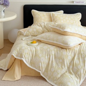 High-weight milk velvet three-dimensional carved flannel winter warm four-piece set anti-static bedding set