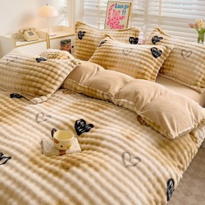 Winter orange comforter sets premium printing bedsheets 2 soft pillow shams milk velvet bedding set manufacture