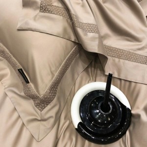 Light luxury senior satin cotton bed linen exquisite king size house solid color comforter cover bedroom bedding set wholesaler