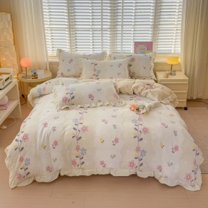 Hot selling winter white milk fleece bed linen 1.8m coverlets with 2 soft pillow shams fluffy duvet cover queen size bedding set supplier